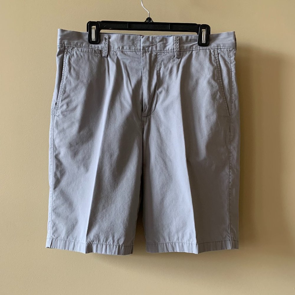 J. CREW Mens Club Chino Shorts W32 Medium Grey Cotton, 10.5" length